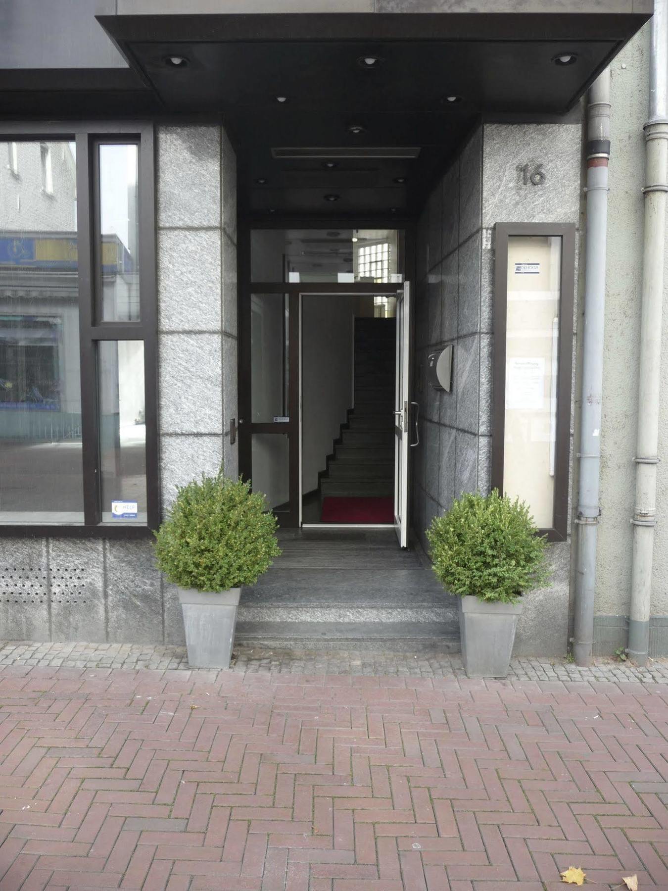 Hotel Sechzehn Leverkusen Eksteriør billede