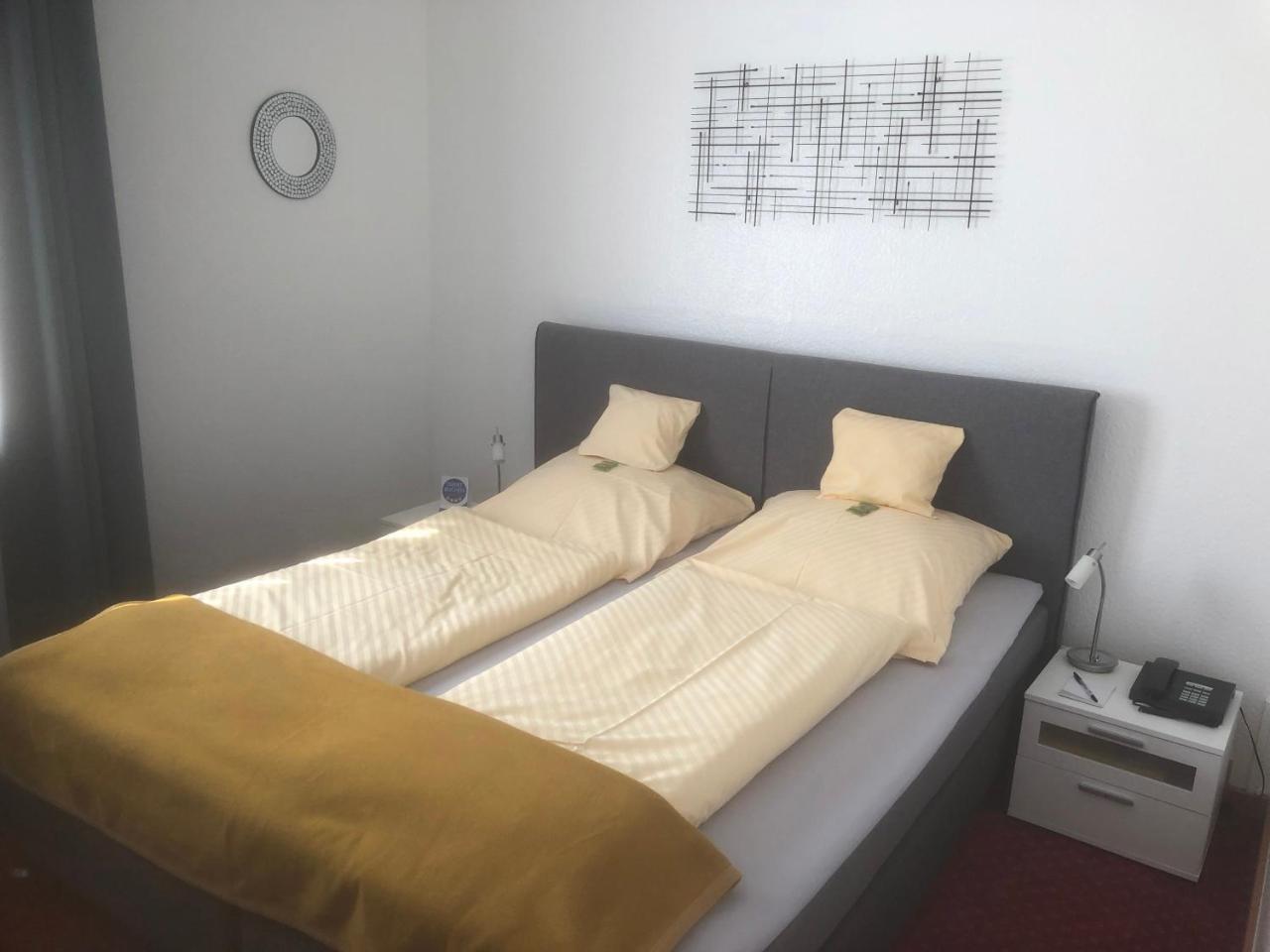 Hotel Sechzehn Leverkusen Eksteriør billede