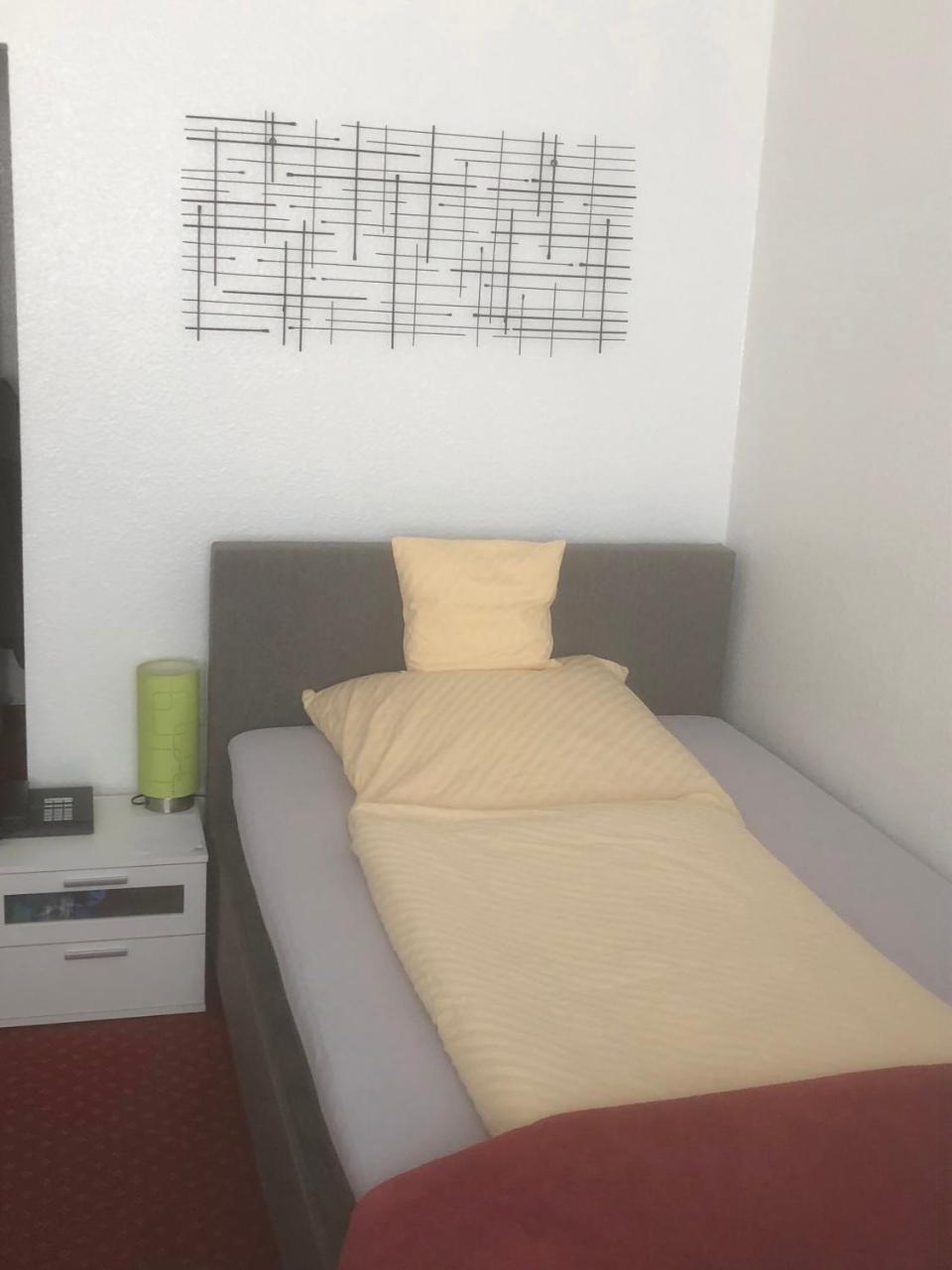Hotel Sechzehn Leverkusen Eksteriør billede