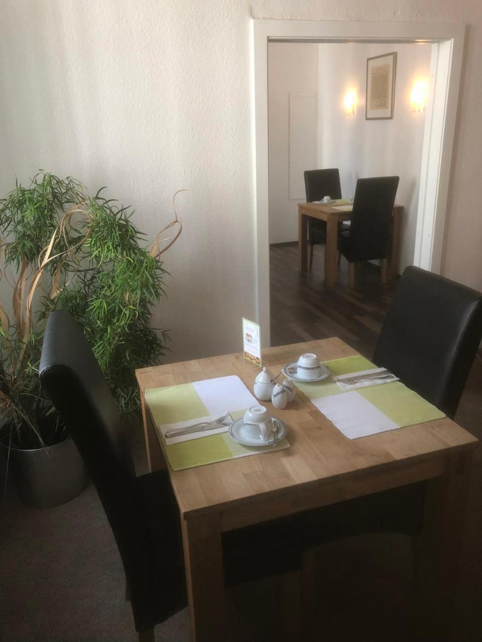 Hotel Sechzehn Leverkusen Eksteriør billede